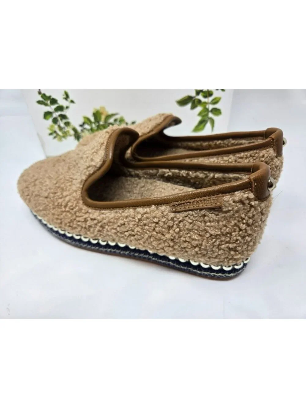 Chelsea & Violet Sherpa Slip-On Espadrille Latte Flats Size 6 NWB